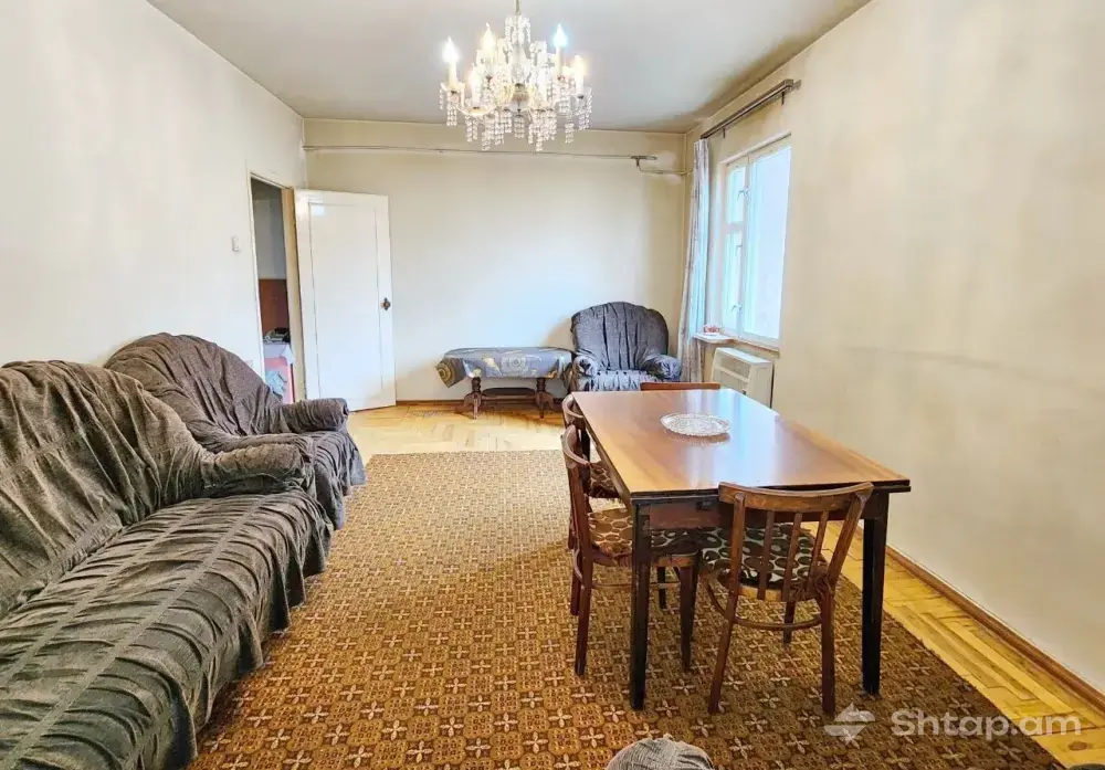 Apartment in Davtashen Near the Park 1