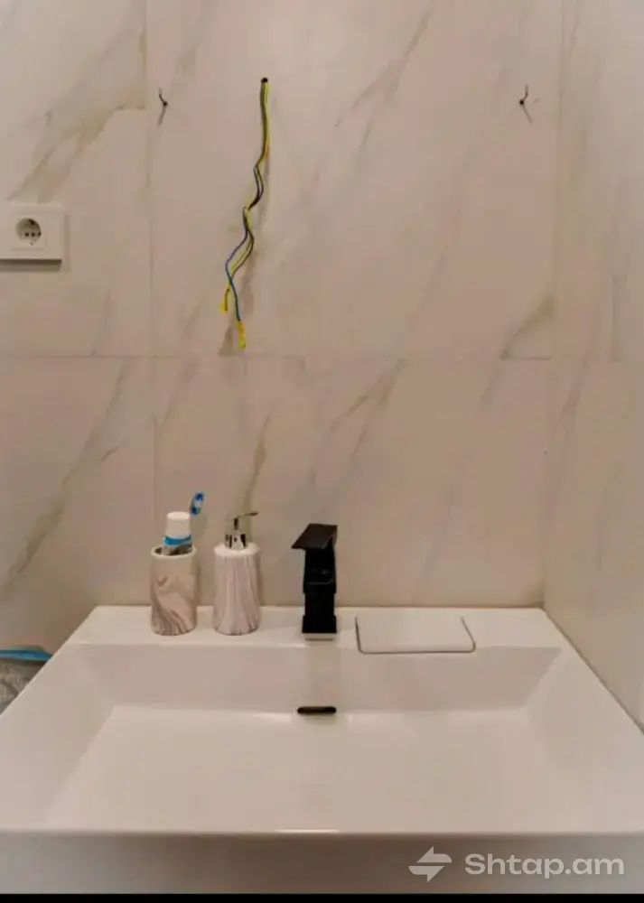 2-Room Apartment for Sale in Davtashen 4