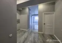 2-Room Apartment with Modern Design image thumbnail 2