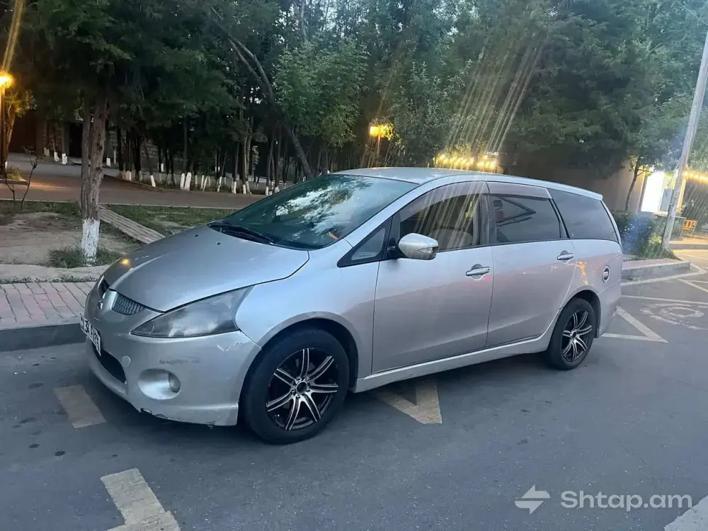 Продажа Mitsubishi Grandis 2005 2