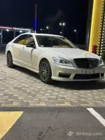 Автомобиль с мощным двигателем и газовой системой image thumbnail 4