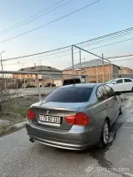 2011 BMW 3 Series Sedan image thumbnail 4