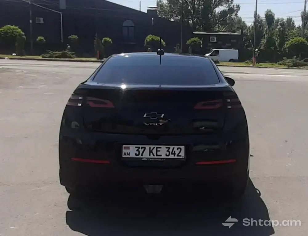 2015 Chevrolet Volt in Perfect Condition 4
