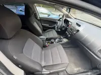 Perfect 2017 Kia Forte thumbnail 3