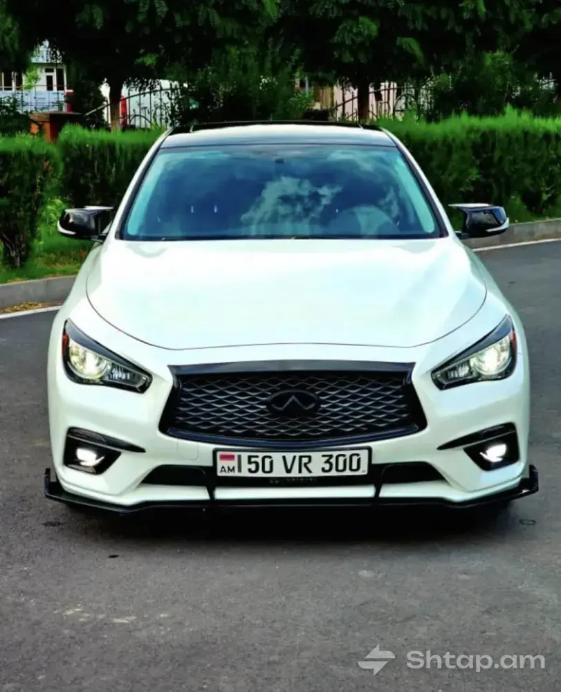 Վաճառվում է 2018-19 թվի LUXE կոմպլեկտացիա մեքենա 0