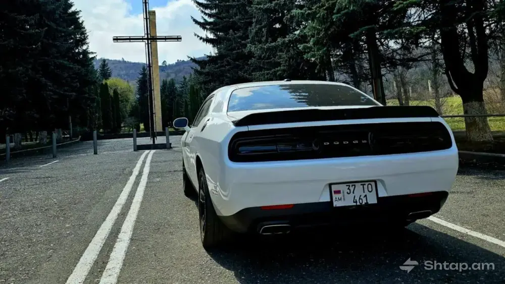Վաճառվում է 2018 Dodge Challenger 1