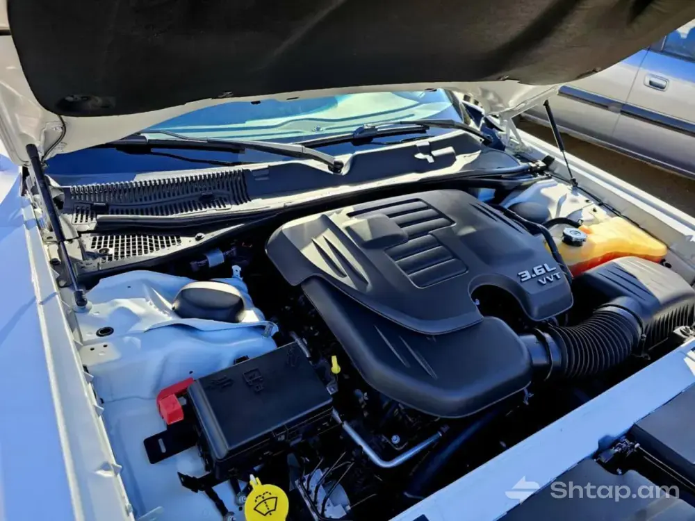 Վաճառվում է 2018 Dodge Challenger 4