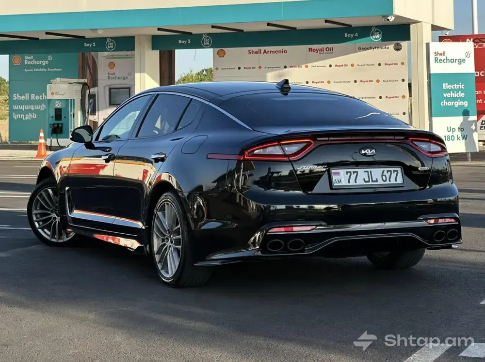 Perfect 2018 Kia Stinger 1