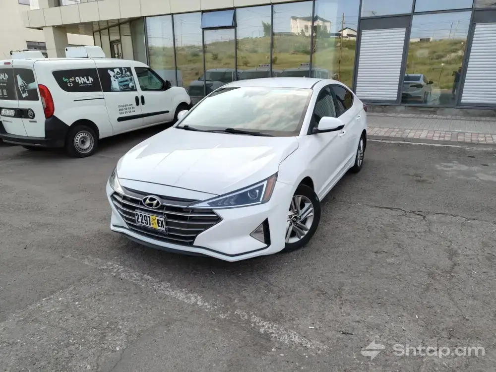 Վաճառվում է 2019 Hyundai Elantra 0