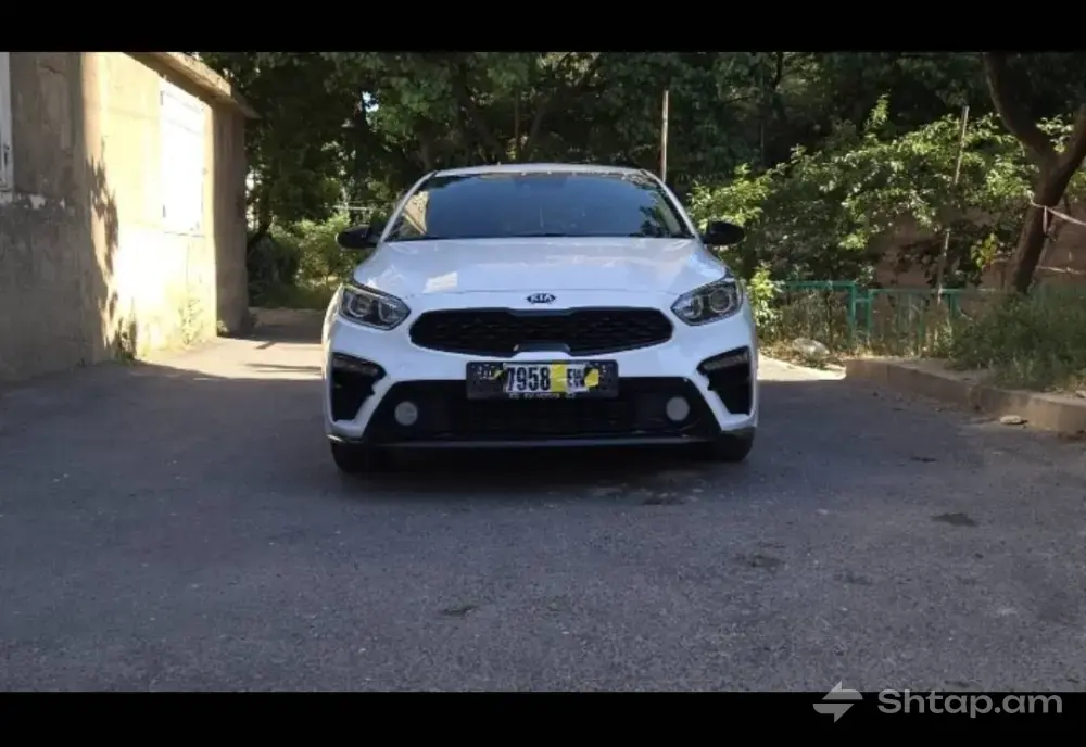 2019 Kia Forte FE in Excellent Condition 2