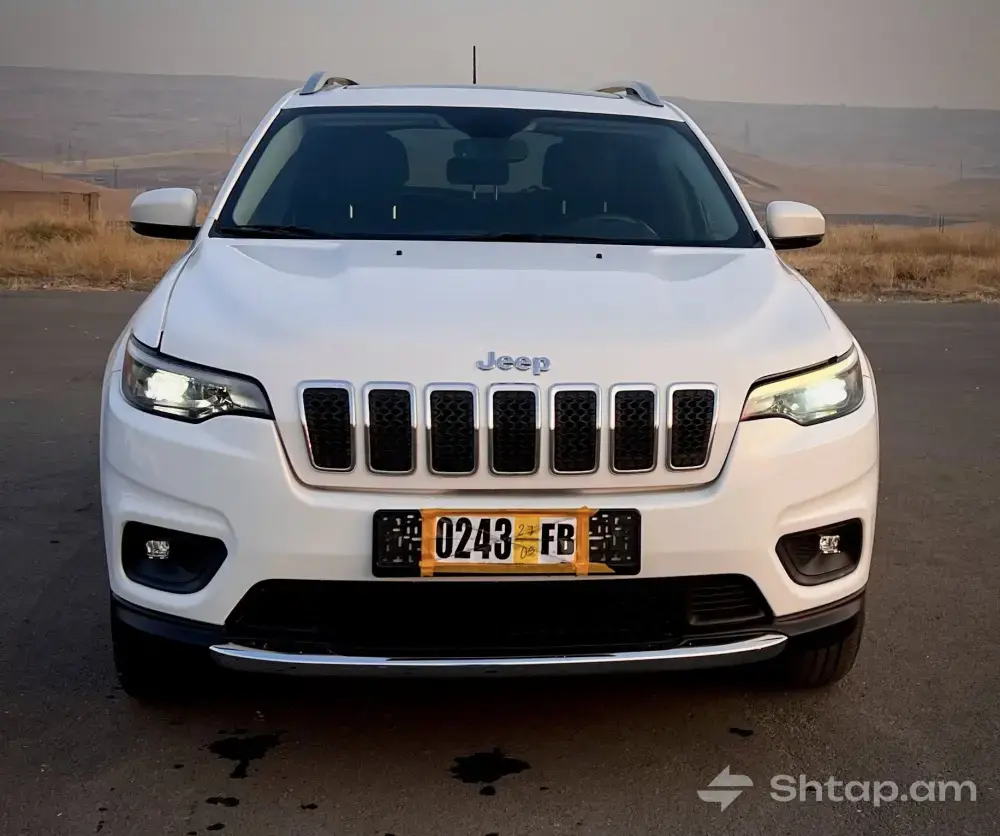 Վաճառվում է 2020 թվականի Jeep Cherokee Latitude Plus 4x4 2