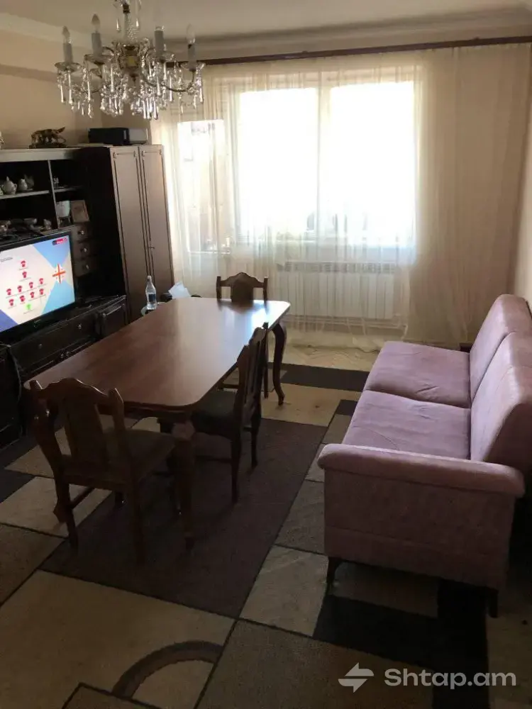 3-Room Apartment at Saryan-Mashtots Intersection 0