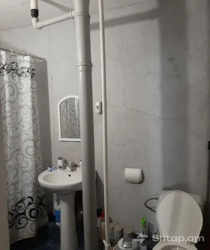 4-Room Apartment in a New Building 2