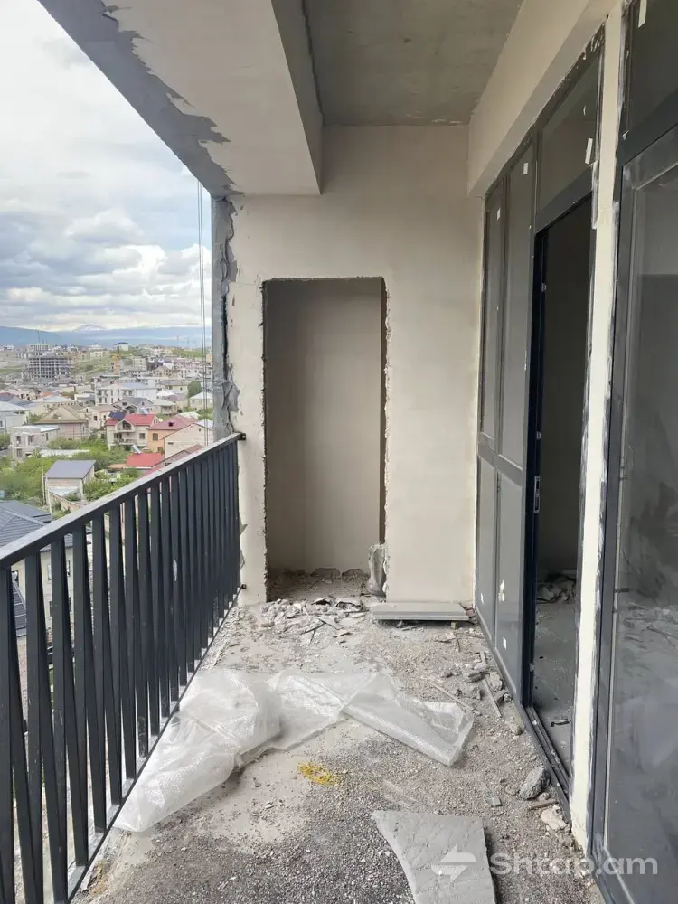 4-Room Apartment in a Modern Building 4