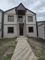 4-Room Townhouse for Sale image thumbnail 0