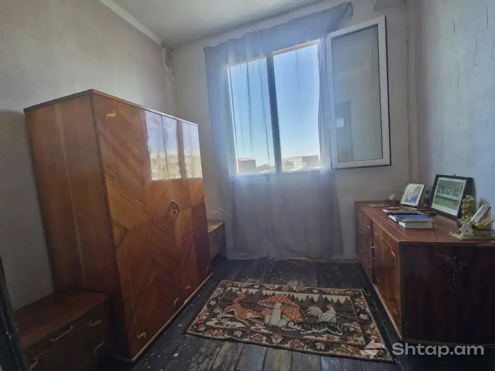 Վաճառվում է 54 քմ բնակարան Գյումրիում 2