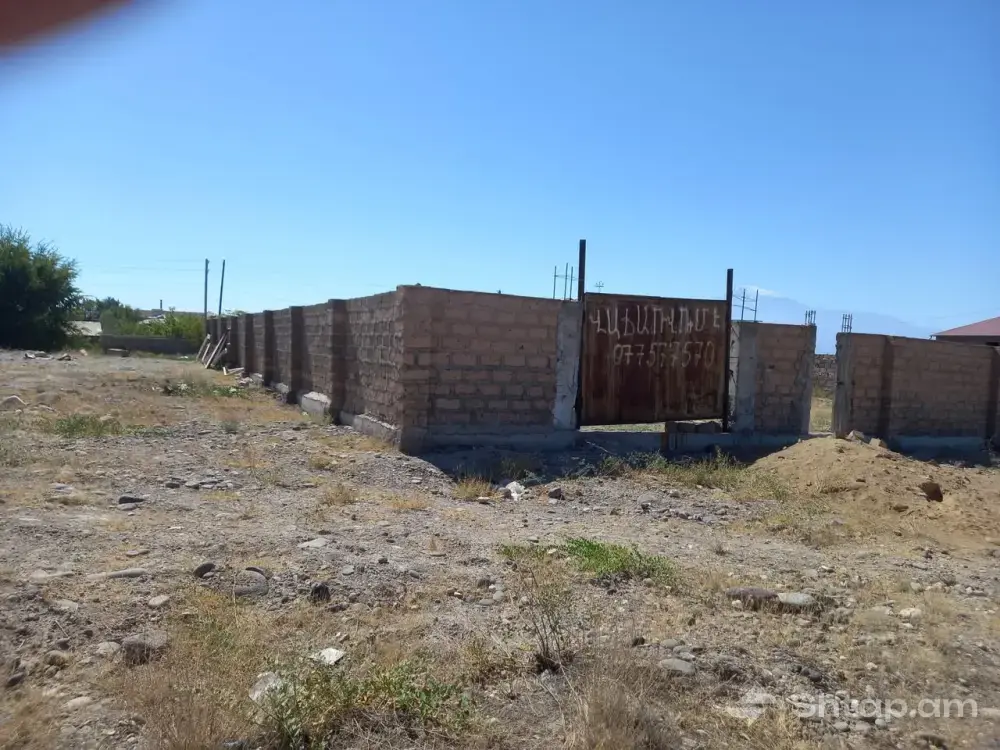 800 m² Plot in Nubarashen 0