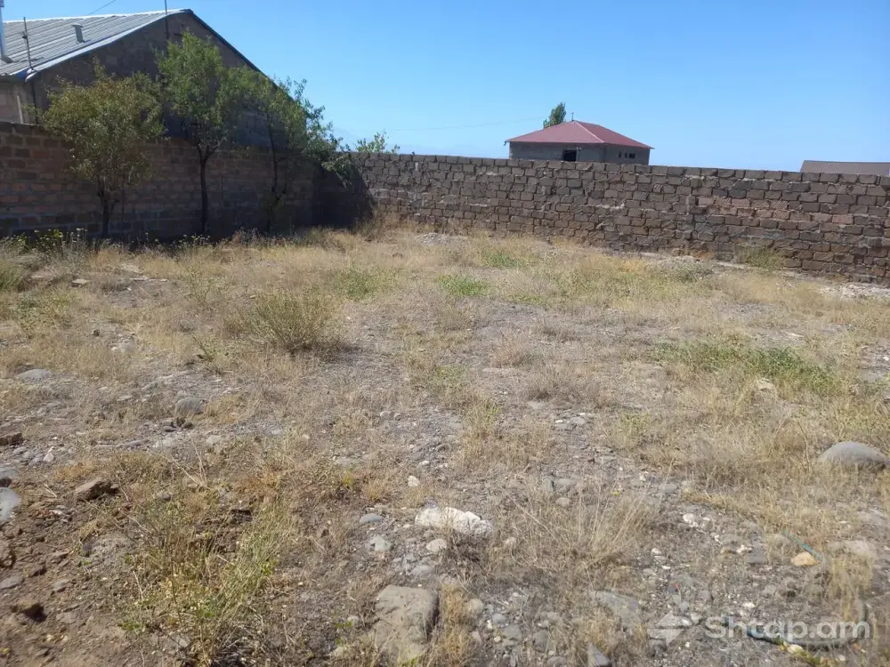 800 m² Plot in Nubarashen 1