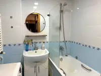Spacious Apartment with Amenities image thumbnail 3