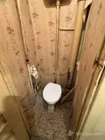 Квартира с закрытым балконом и уютной атмосферой image thumbnail 3