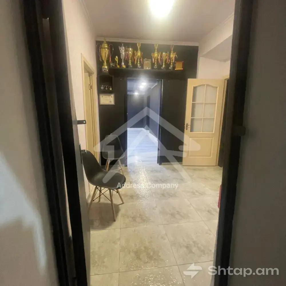 Commercial Space for Sale 4