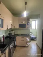 Продается квартира в 16-м микрорайоне image thumbnail 3