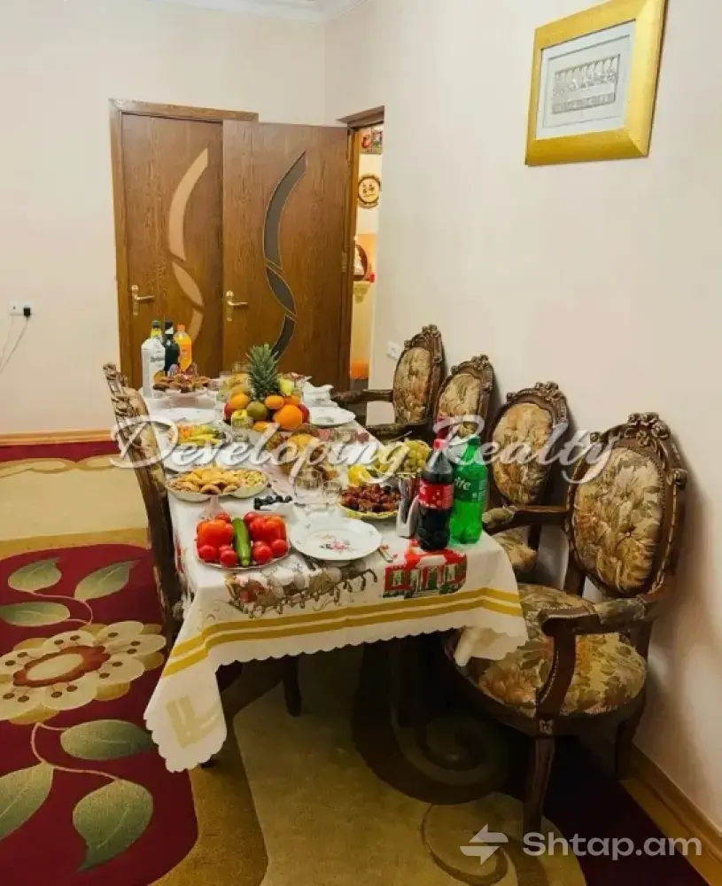 Renovated Apartment with Amenities in Ajapnyak 0