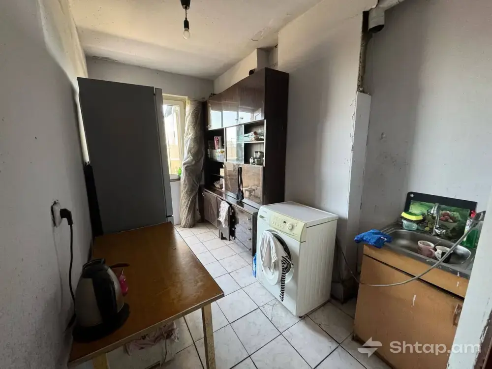 Apartment on Leningradyan Street 2