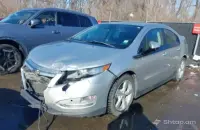 Վաճառվում է Chevrolet Volt 2013 թթ. սպիտակ գույնի image thumbnail 0