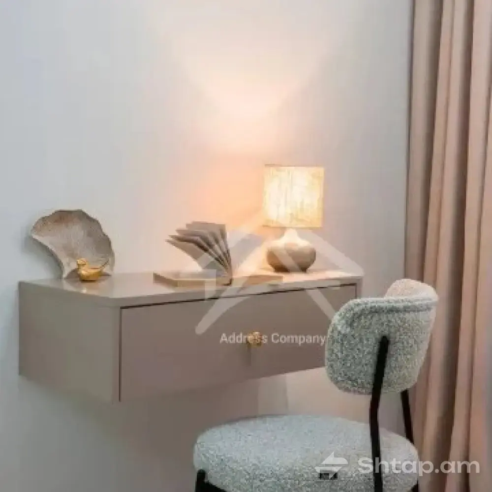 3-Room Apartment with European Renovation 4