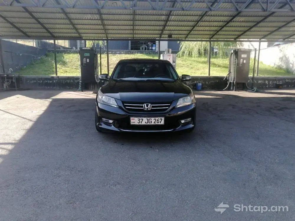 Վաճառվում է Honda Accord 2013 1