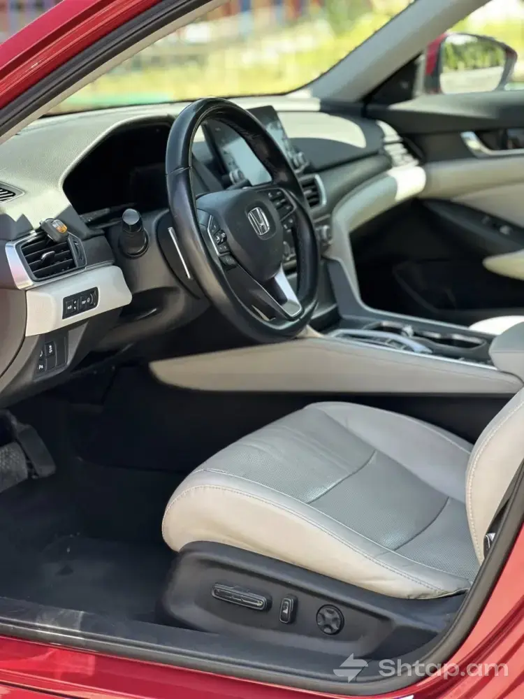 Купите Honda Accord 2019 HYBRID 4