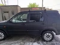 Վաճառվում է Honda CR-V սև գույնի, հեղուկ գազով image thumbnail 3