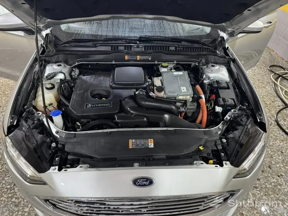 Reliable and Economical Ford Fusion 2
