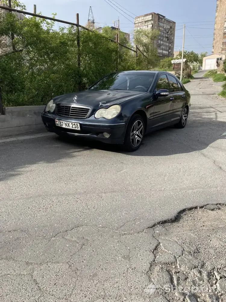 Car in Perfect Condition 4