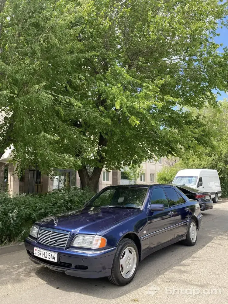 Վաճառվում է իդեալական վիճակում Mercedes-Benz C-Class 0