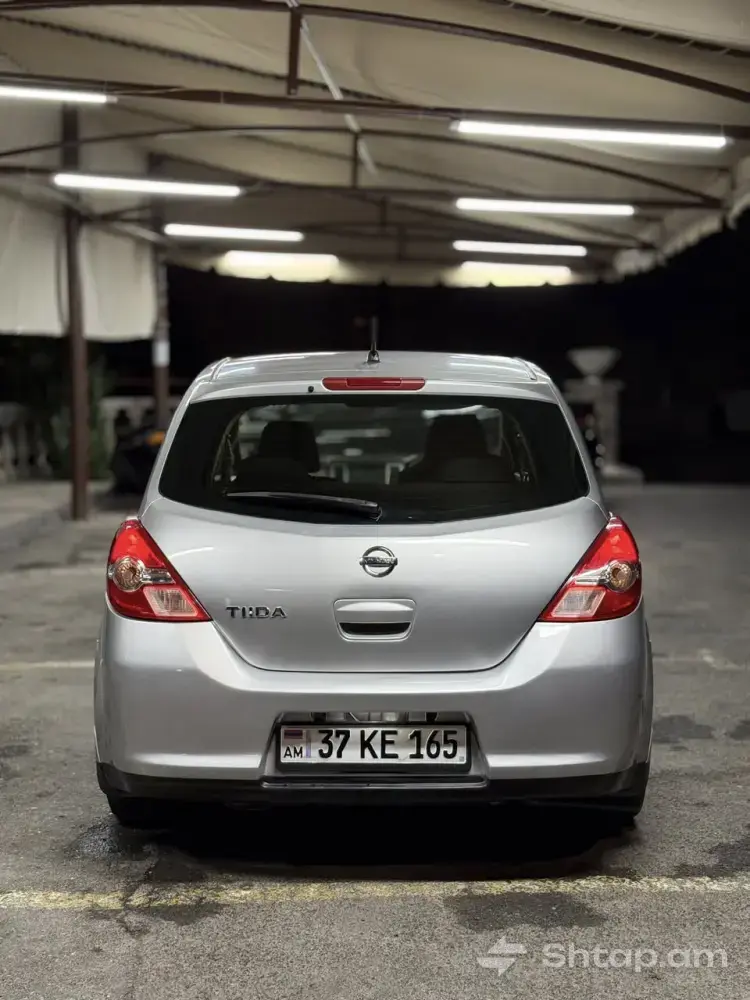 Nissan Tiida in Excellent Condition for Sale 3