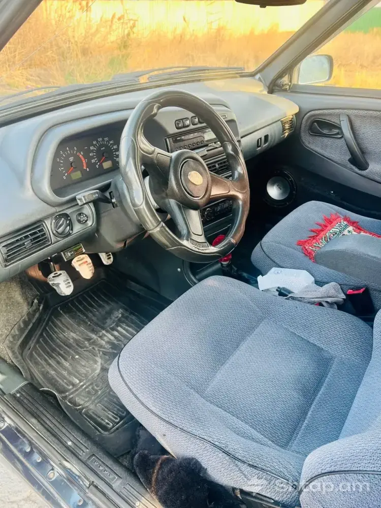 Lada 2115 Car for Sale 3