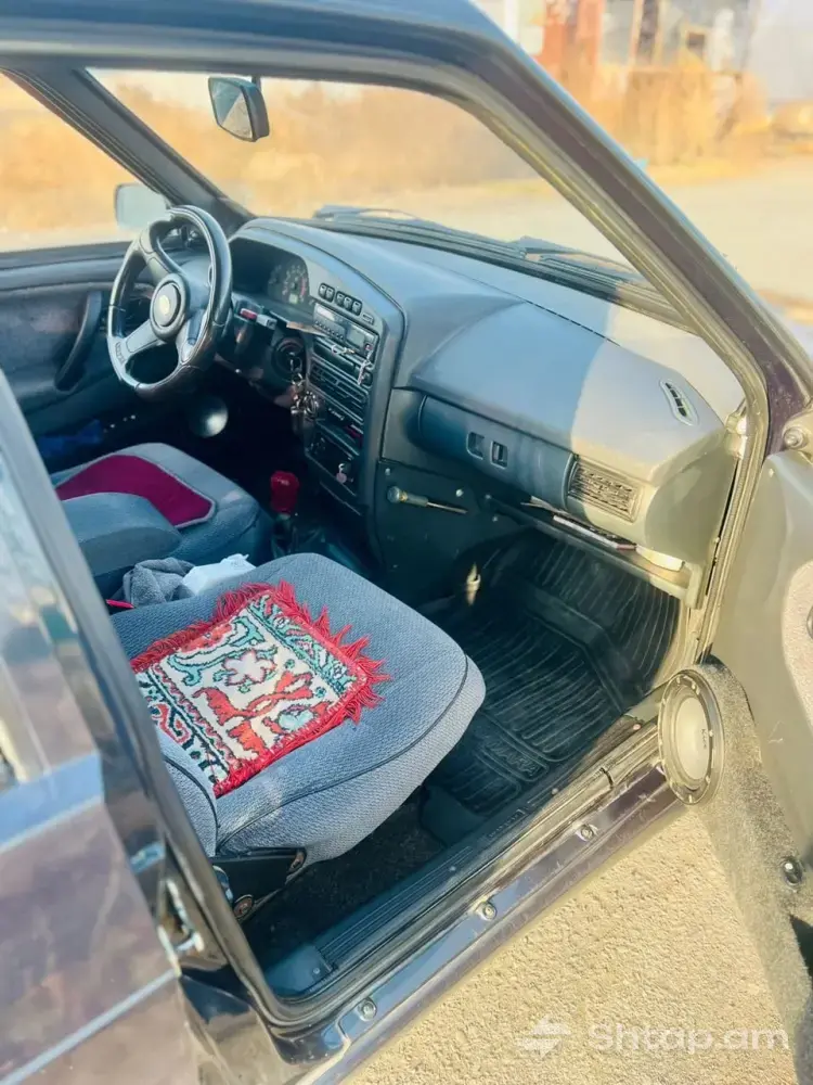 Lada 2115 Car for Sale 4