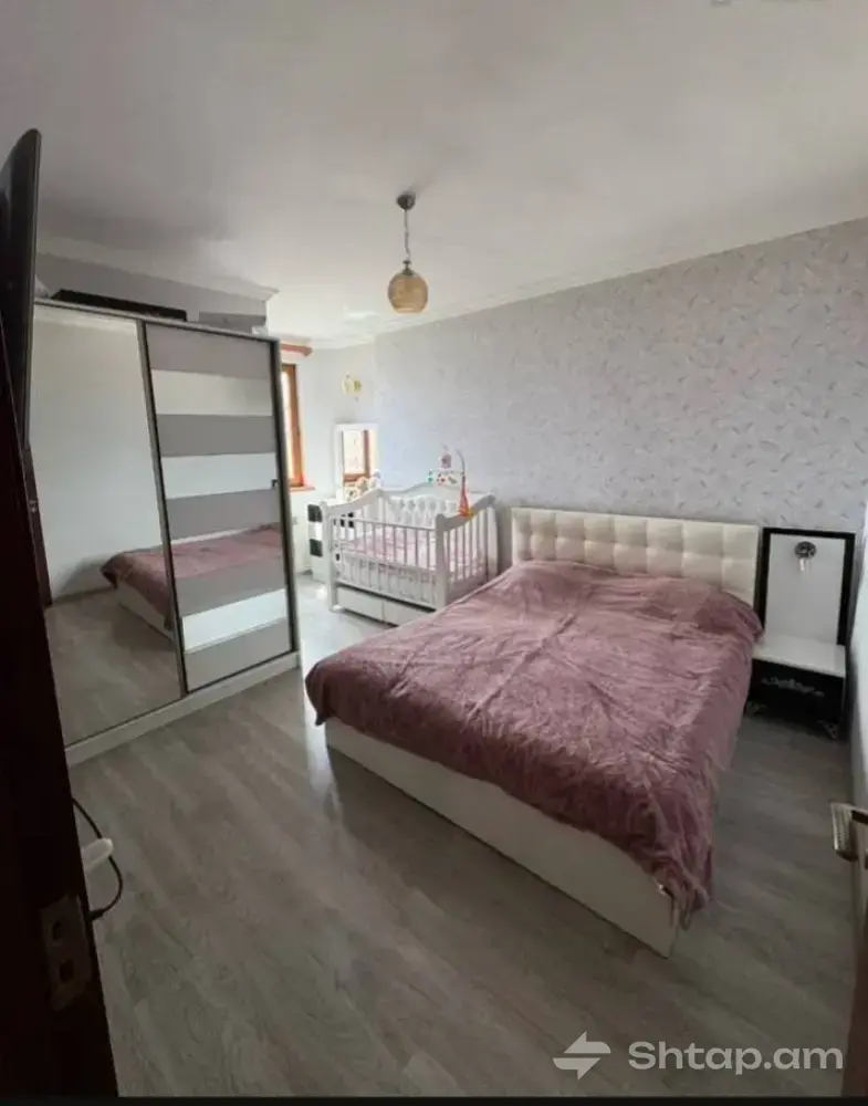 Apartment for Sale on Galshoyan Street 2