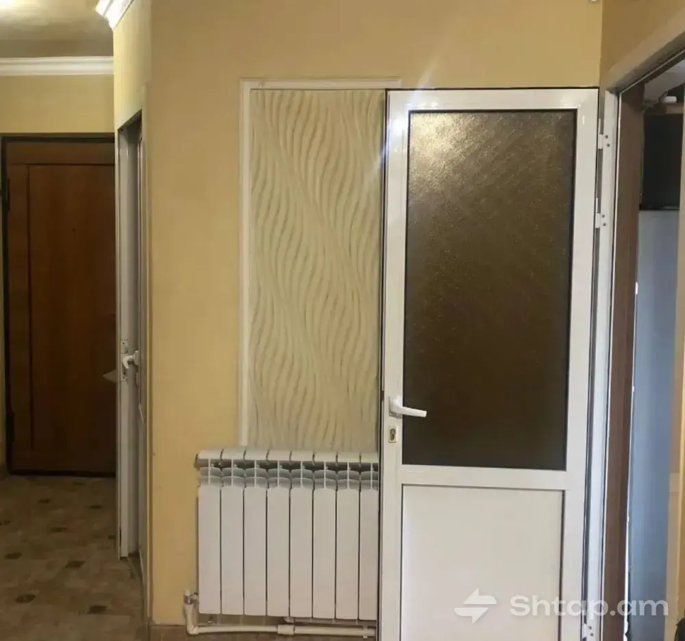 Квартира на продажу в Ачапняке 0