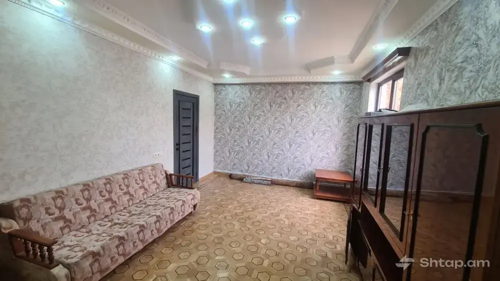 Zeytun Apartment: 3 Rooms 0