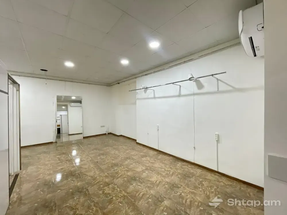 Վաճառվում է կոմերցիոն տարածք Ազատության պ. 1