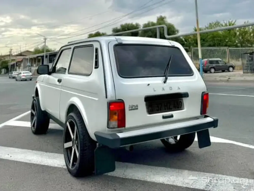 Վաճառվում է Lada Niva 2015 - Հատուկ առաջարկ 1