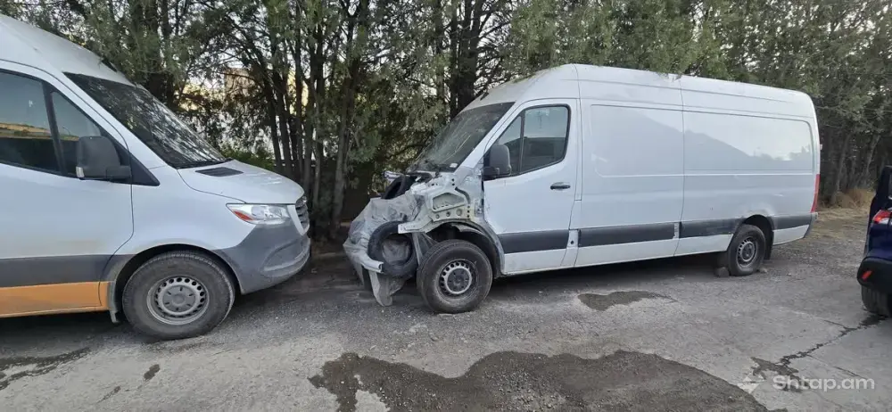 Վաճառվում է Mercedes-Benz Sprinter 2500 մոդելը 1