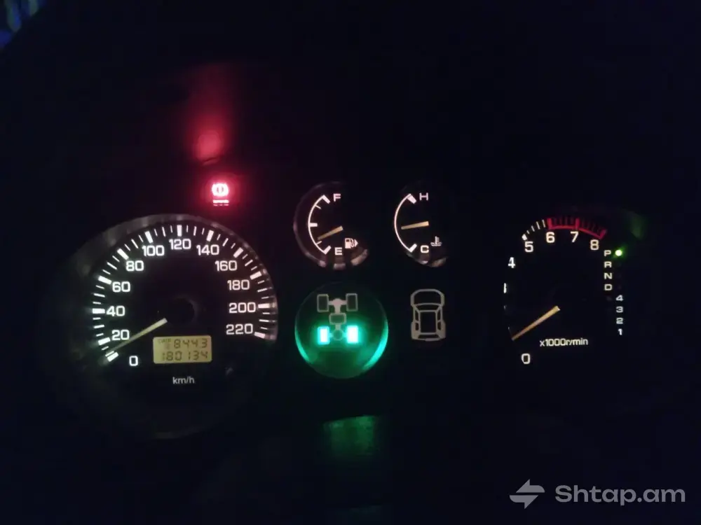 Վաճառվում է Mitsubishi Pajero 3.0 V6 2005 3