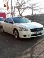 Nissan Maxima Car in Excellent Condition image thumbnail 3