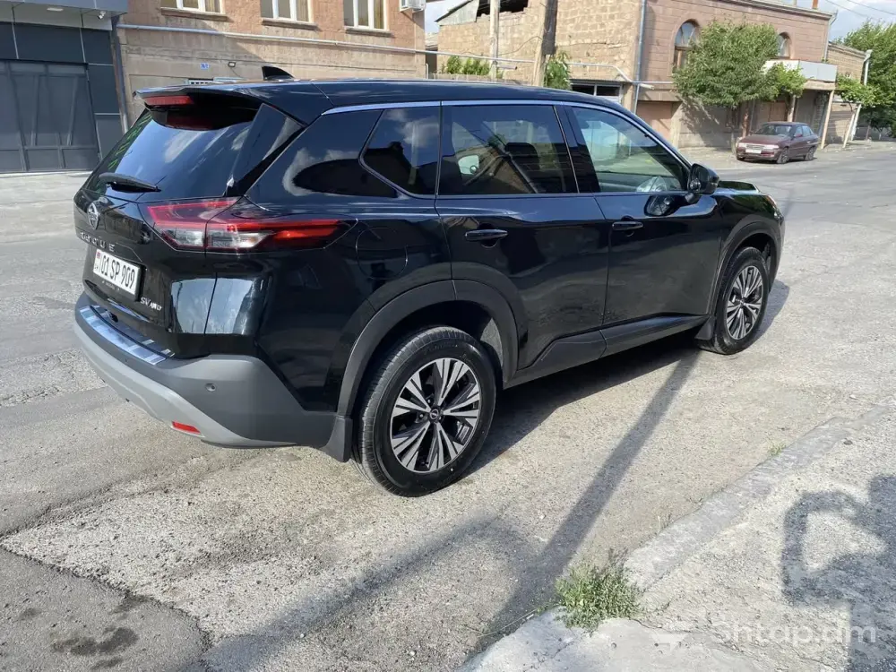 Excellent 2020 Nissan Rogue 4