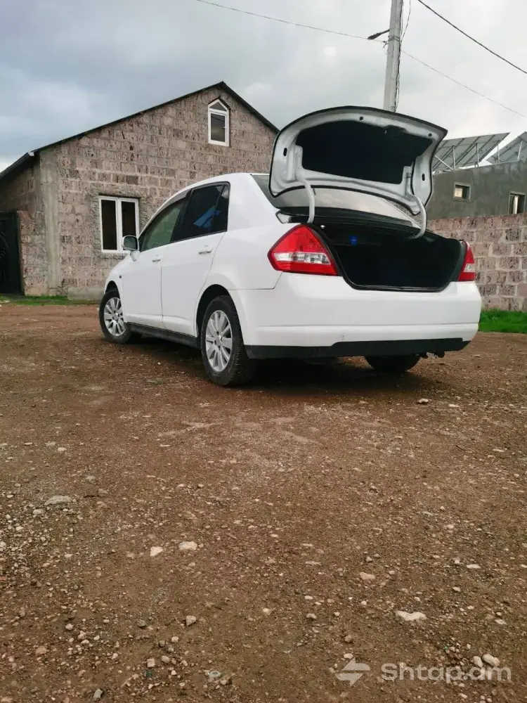 Վաճառվում է Nissan Tiida 2006թ. մոդելը սպիտակ գույնով 4