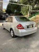 Ideal 2009 Nissan Tiida image thumbnail 2